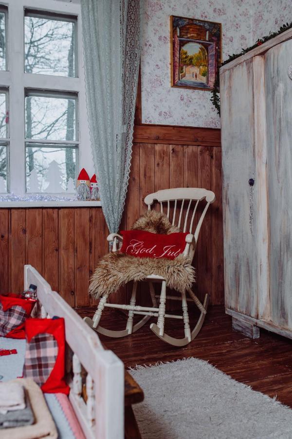 B&B Rando & Kaerdi Juures Oue Luganuse ภายนอก รูปภาพ