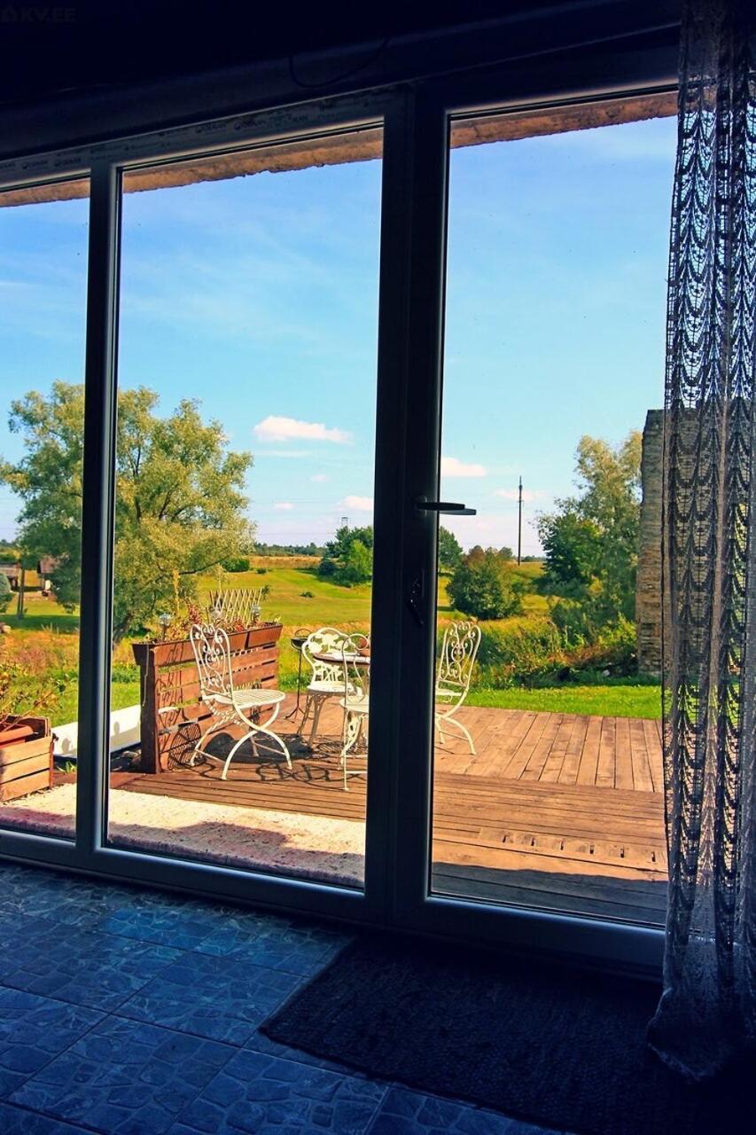 B&B Rando & Kaerdi Juures Oue Luganuse ภายนอก รูปภาพ